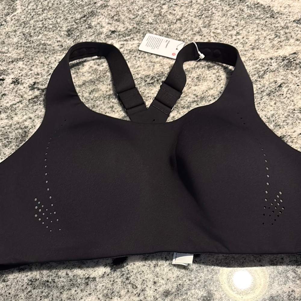 lululemon athletica Black Sports Bra NWOT